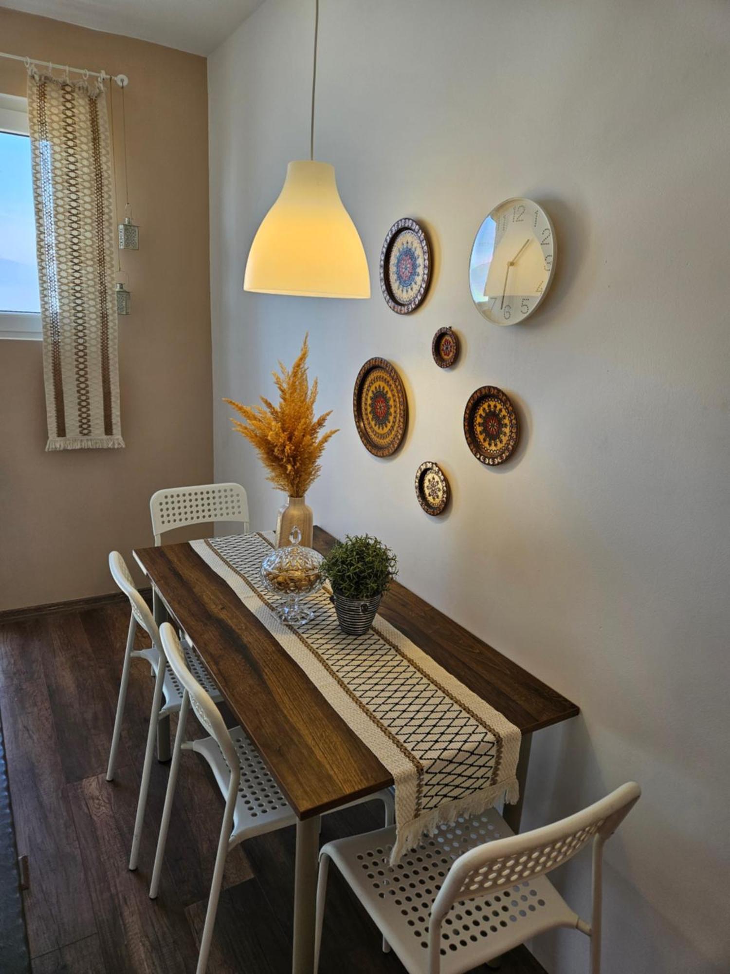 Apartmani Rustik ตริเปย์ซา ภายนอก รูปภาพ
