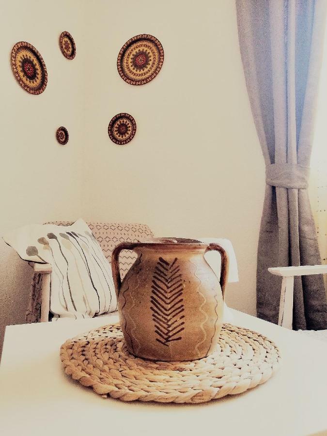 Apartmani Rustik ตริเปย์ซา ภายนอก รูปภาพ